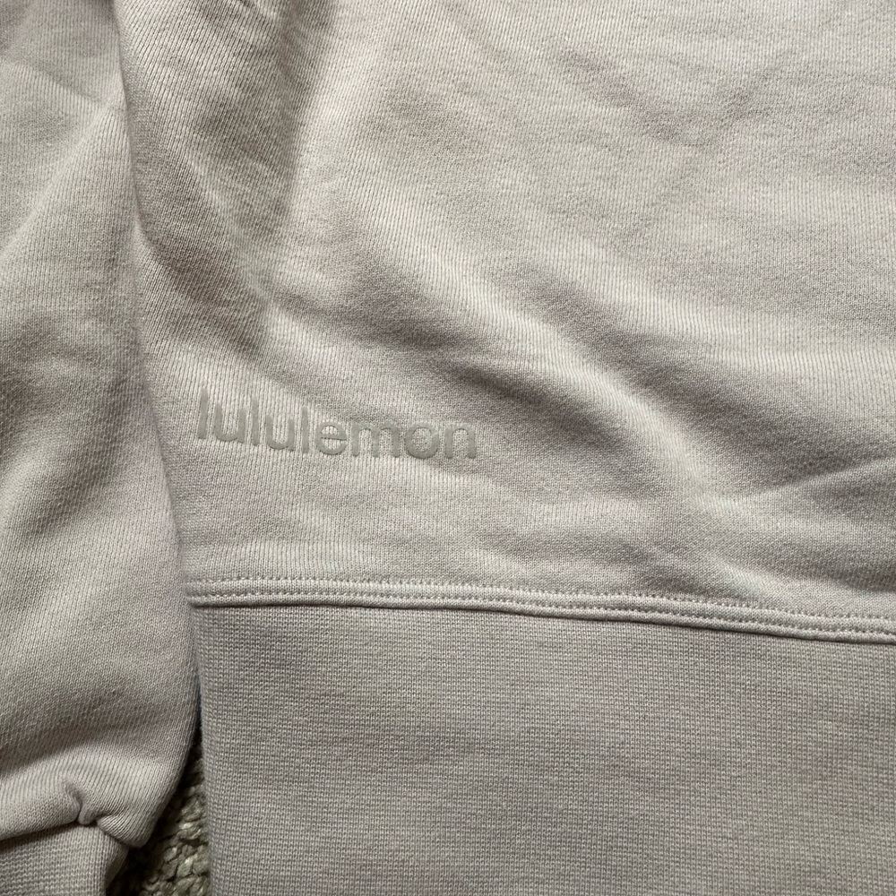Lululemon Cropped Crewneck - Picture 3 of 3